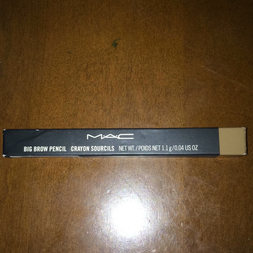 MAC Big Brow Pencil